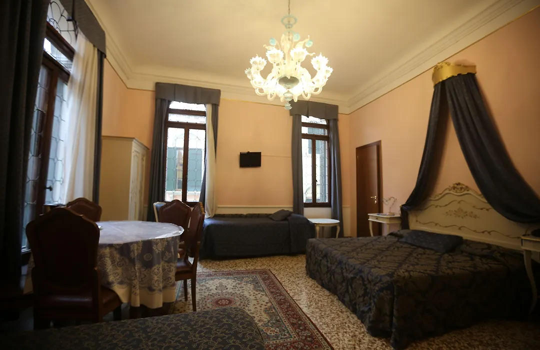 Hotel Mezzo Pozzo-1